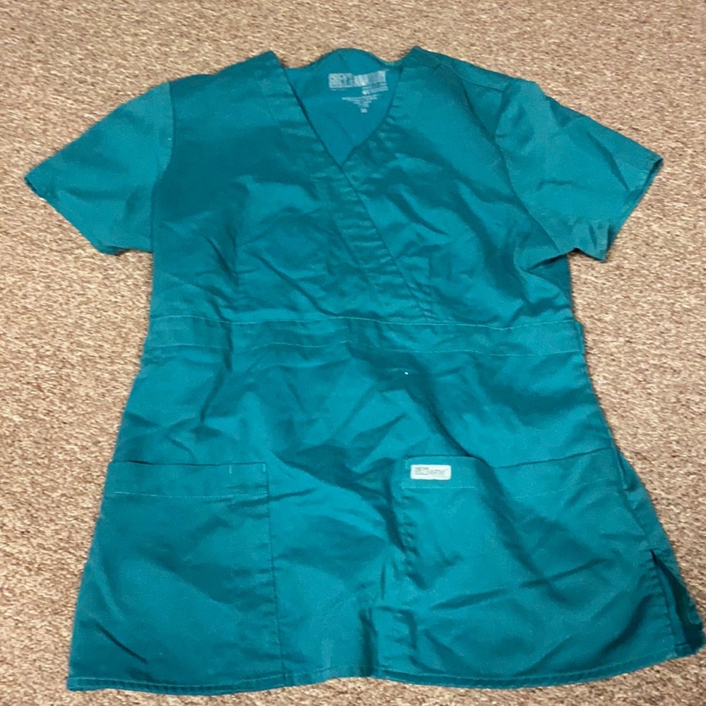 💥SOLD💥Grey’s Anatomy hunter green medium scrub top